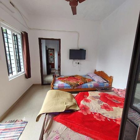 Greenpepperhomestay Munnar Anaviratty Exteriör bild
