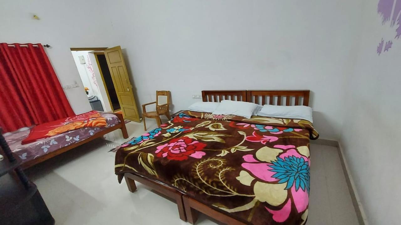 Greenpepperhomestay Munnar Anaviratty Exteriör bild