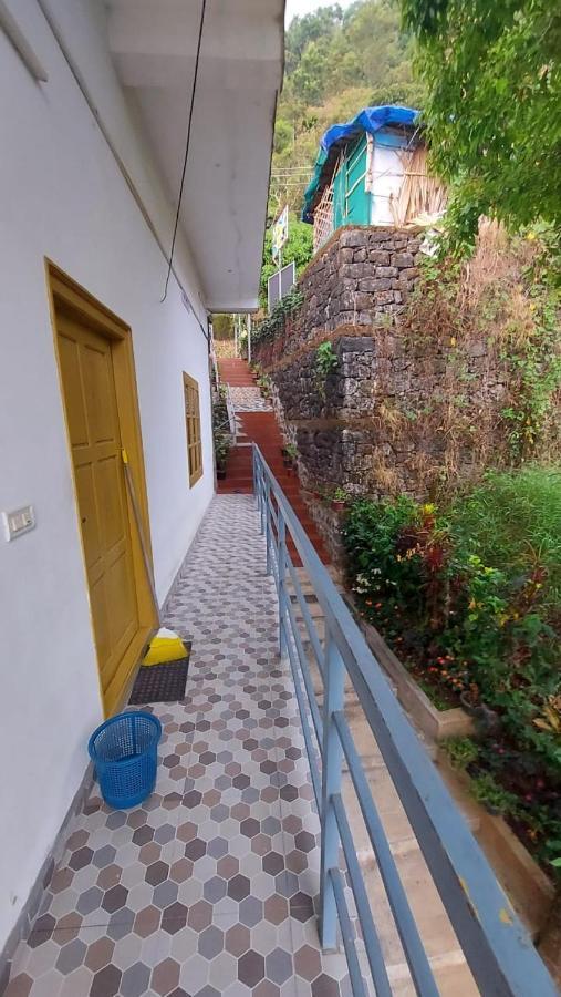 Greenpepperhomestay Munnar Anaviratty Exteriör bild