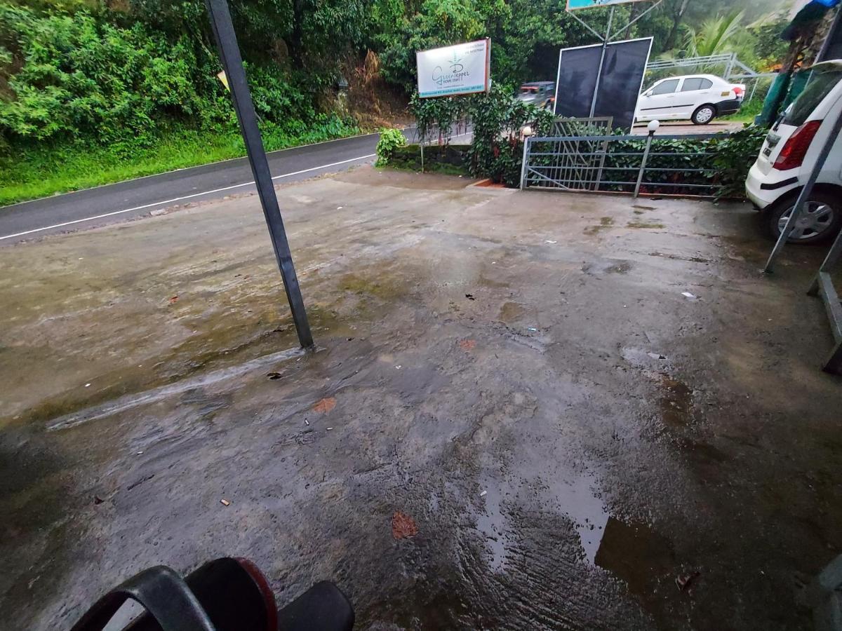 Greenpepperhomestay Munnar Anaviratty Exteriör bild
