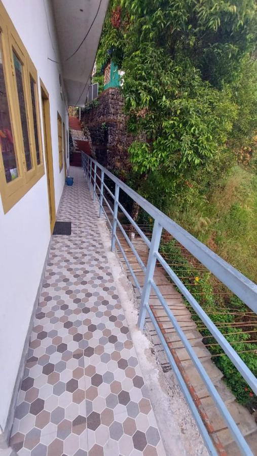 Greenpepperhomestay Munnar Anaviratty Exteriör bild