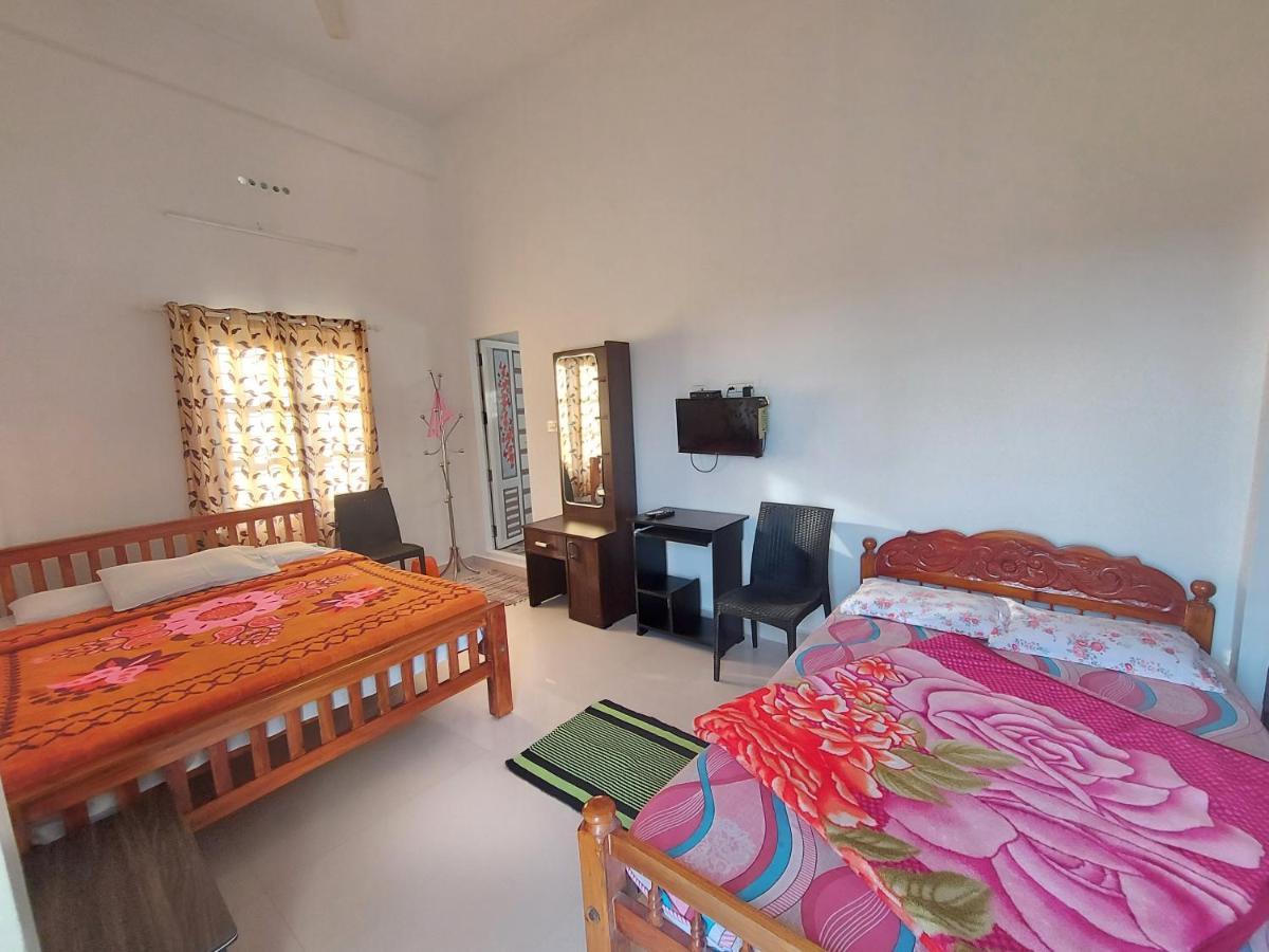 Greenpepperhomestay Munnar Anaviratty Exteriör bild