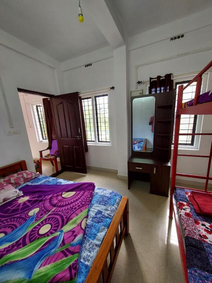 Greenpepperhomestay Munnar Anaviratty Exteriör bild