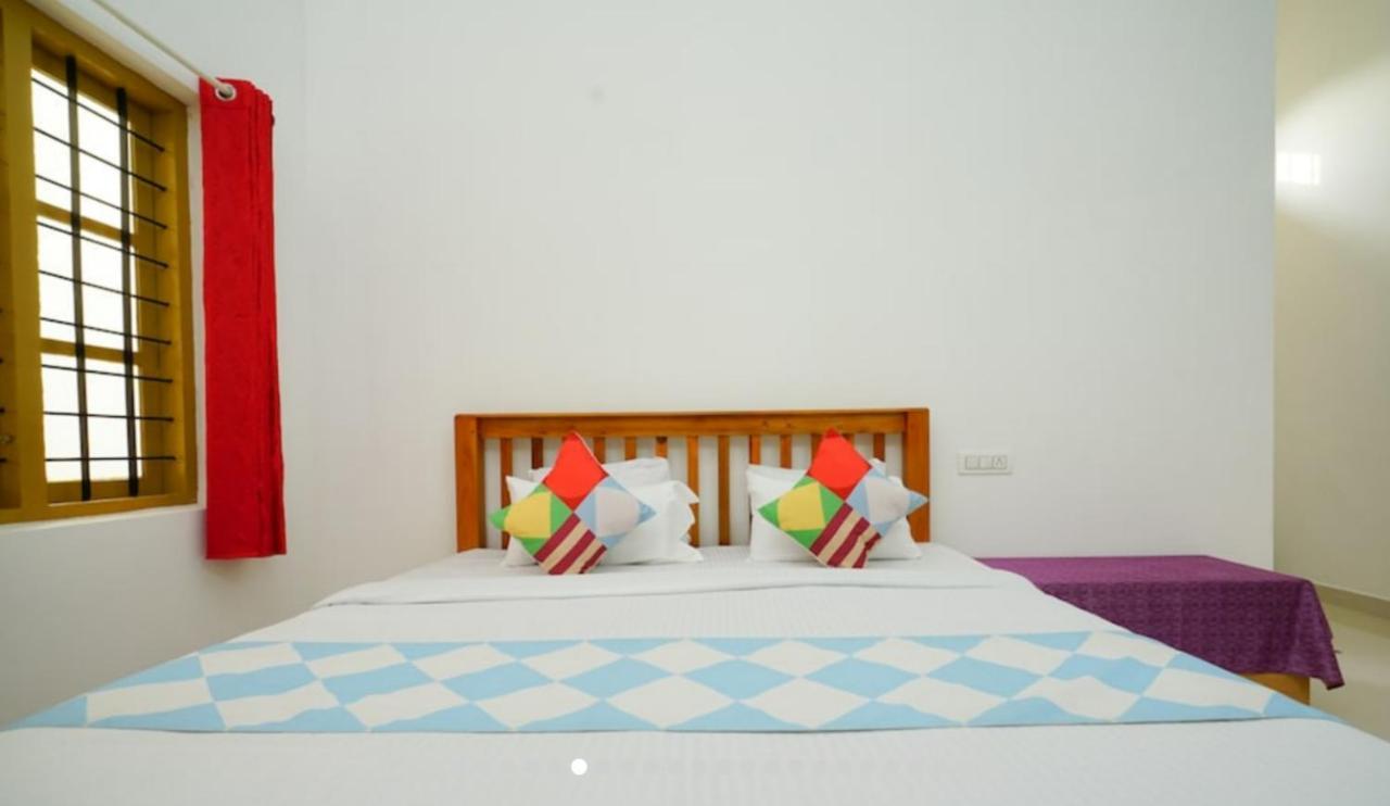 Greenpepperhomestay Munnar Anaviratty Exteriör bild