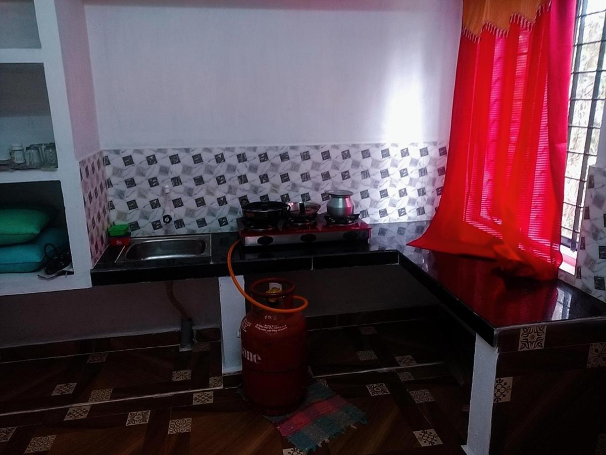 Greenpepperhomestay Munnar Anaviratty Exteriör bild