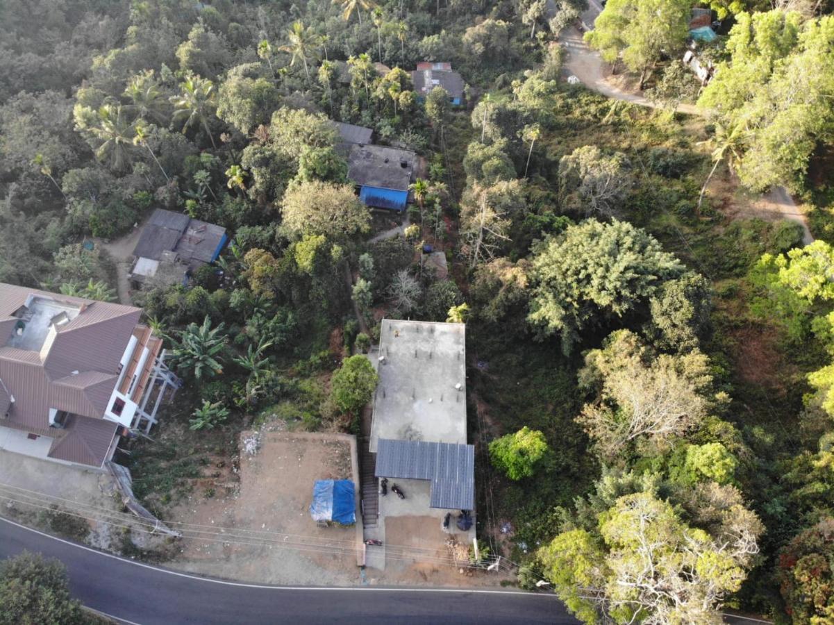 Greenpepperhomestay Munnar Anaviratty Exteriör bild