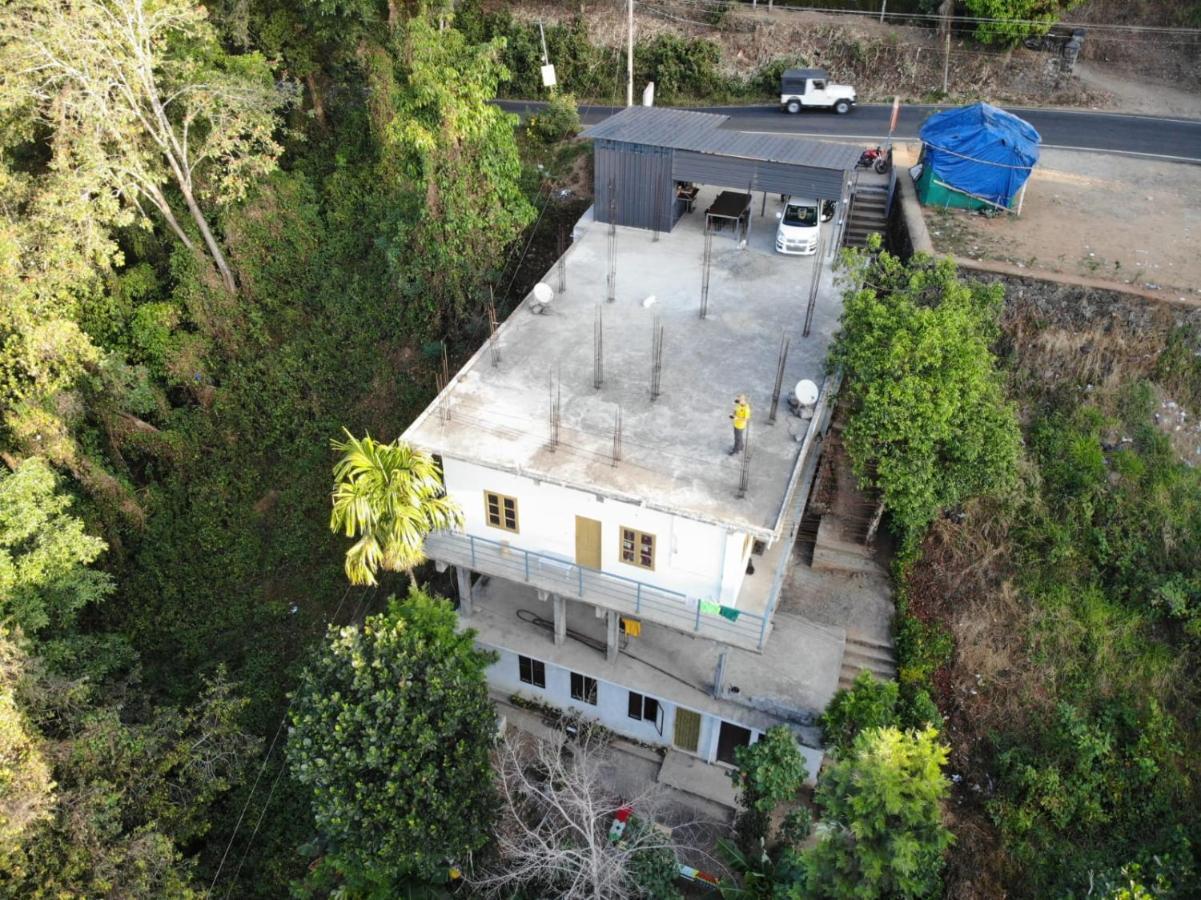 Greenpepperhomestay Munnar Anaviratty Exteriör bild