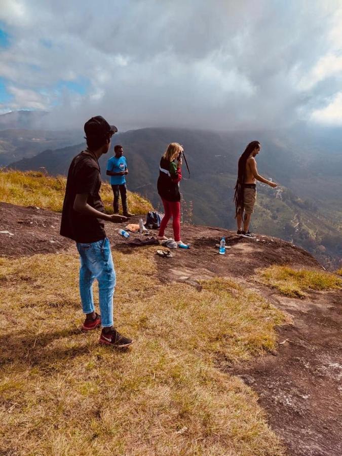 Greenpepperhomestay Munnar Anaviratty Exteriör bild